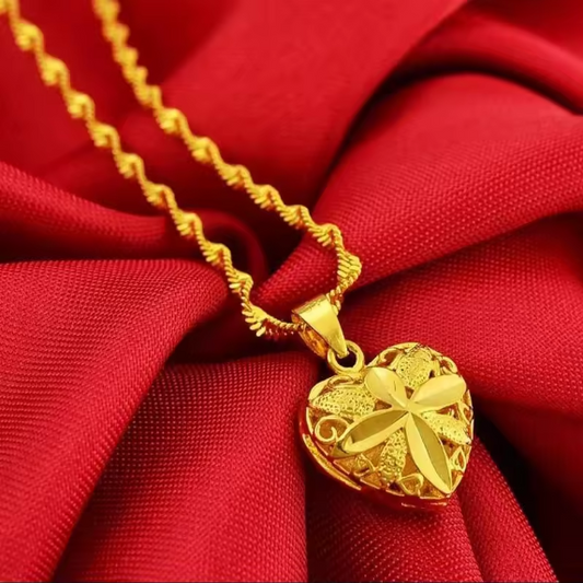 Heart Shaped Necklace [Women Pendant]